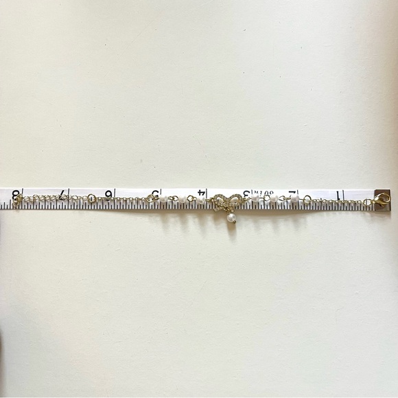 Gold Tone and Costume Jewelry Bracelet with Crystal Ribbon with Fake Pearls - Picture 2 of 3